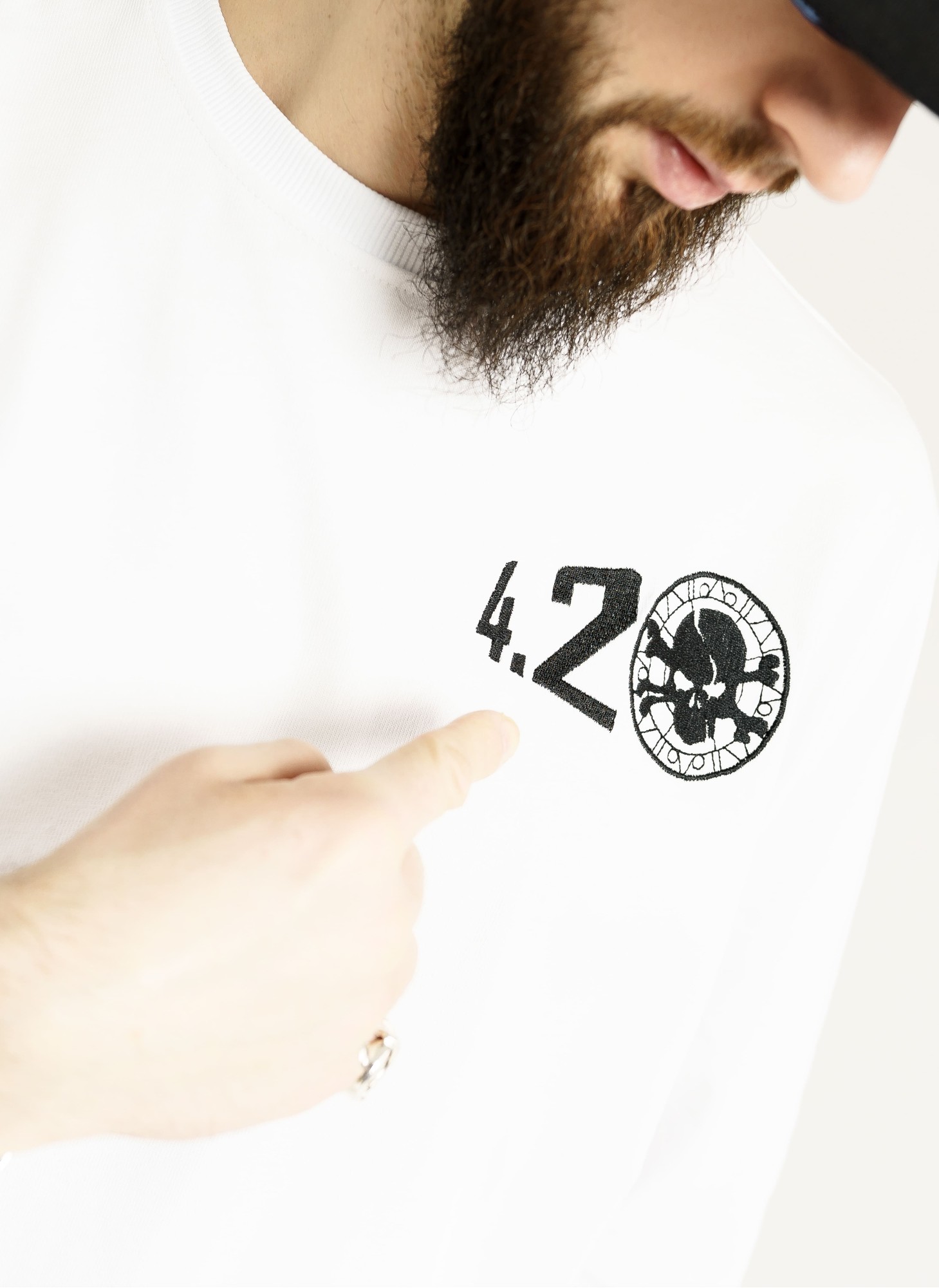 Свитшот мужской 4.20, OneSize 48-52