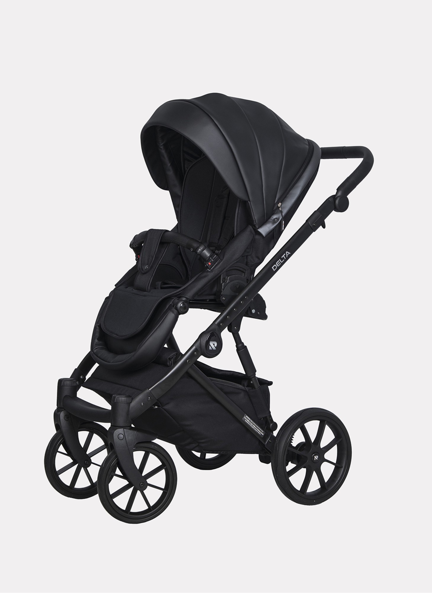 Детская коляска 2 в 1 Riko Basic Delta Ecco из экокожи, с поворотными передними колесами | Реверсивный прогулочный блок | Колеса из вспененной резины | Цвет - черный
