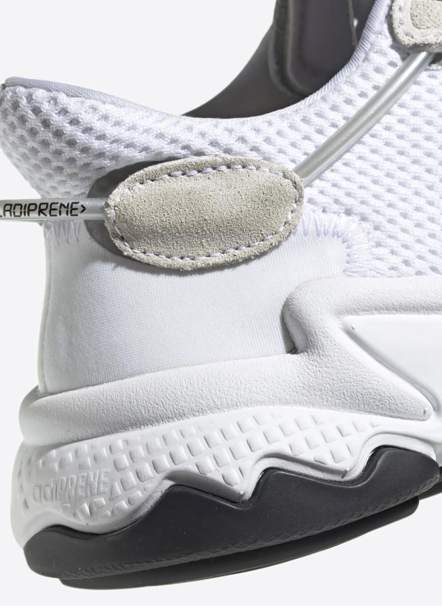 Adidas Originals Ozweego | Цвет - белый | Артикул - EE6464