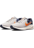 Кроссовки Nike Revolution 7