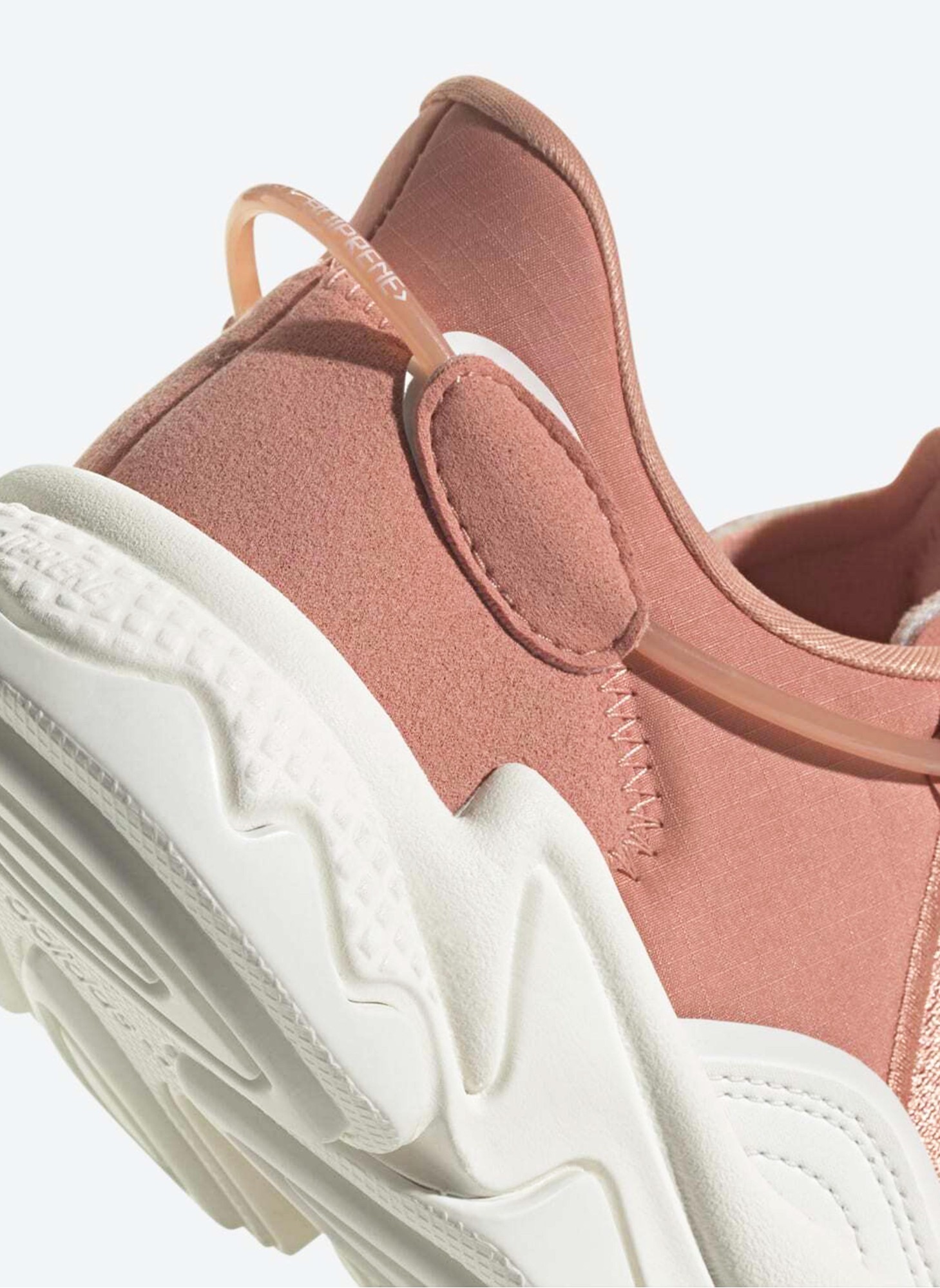 Adidas Originals Ozweego | Цвет - розовый | Артикул IF5478