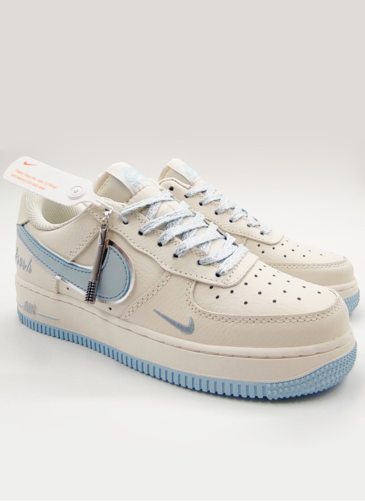 Кроссовки NIKE AIR FORCE 1 Low White WMN