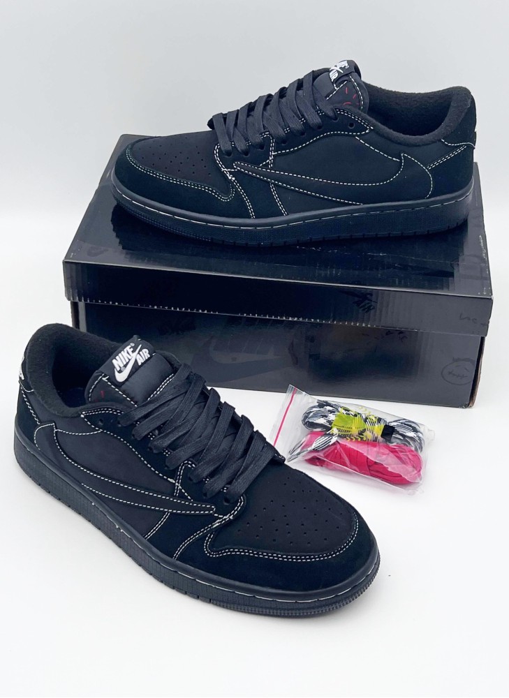 Кроссовки NIKE Air Jordan 1 Retro Low X Travis Scott Black Phantom